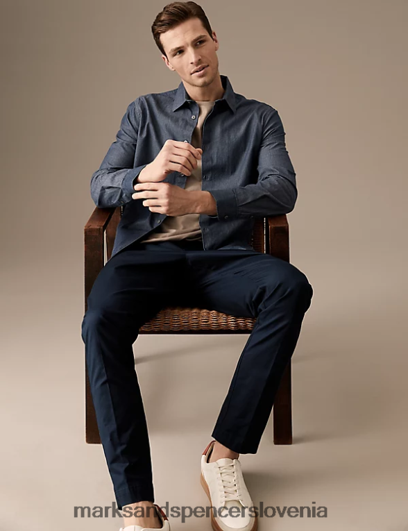 raztegljivi chinos hlače s koničastim krojem in naborki mornarica Marks & Spencer oblačila moški 6T8F6X5169