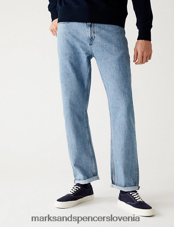 ohlapne toge vintage prane kavbojke svetlo modra Marks & Spencer oblačila moški 6T8F6X6352