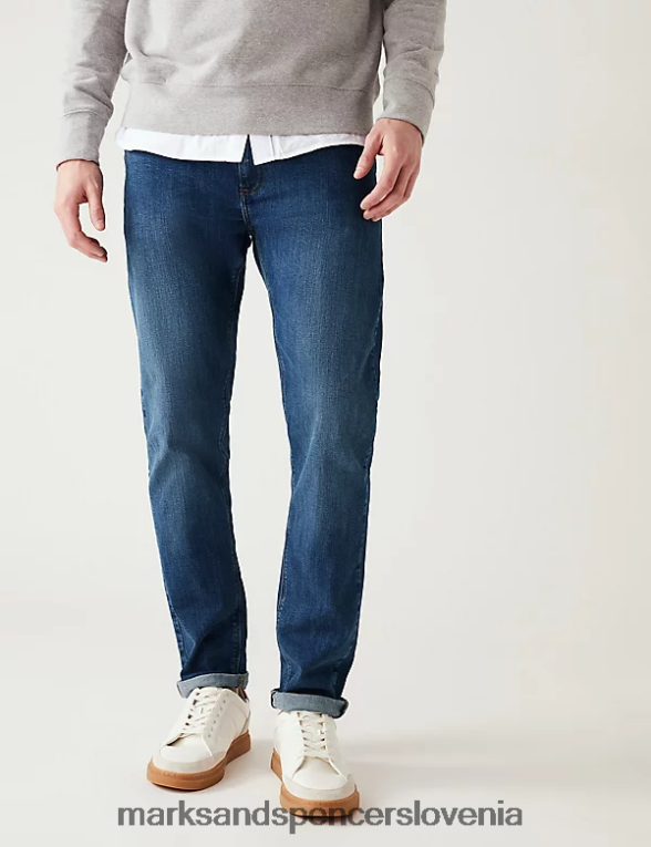 slim fit raztegljive kavbojke srednje modra Marks & Spencer oblačila moški 6T8F6X5460