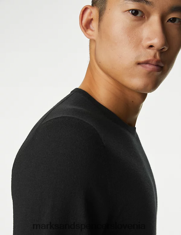 pulover z okroglim izrezom iz čiste ekstra fine merino volne Črna Marks & Spencer oblačila moški 6T8F6X4961