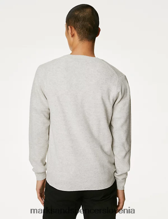 pulover z v-izrezom iz čiste, ekstra fine ovčje volne biserno siva Marks & Spencer oblačila moški 6T8F6X6898